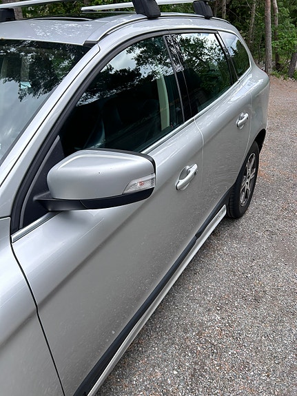 Volvo XC60 7 of 20