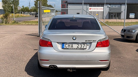 BMW 530xd 5 of 5