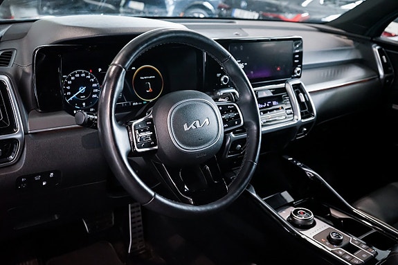 Kia Sorento 10 of 30