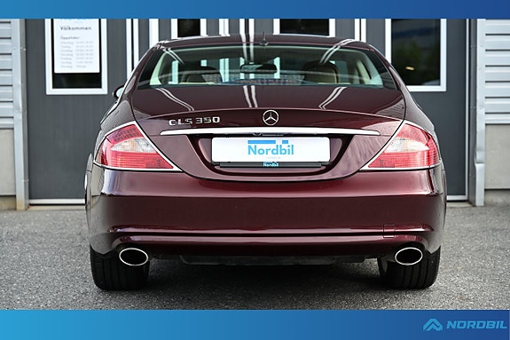 Mercedes-Benz CLS350 4 of 5