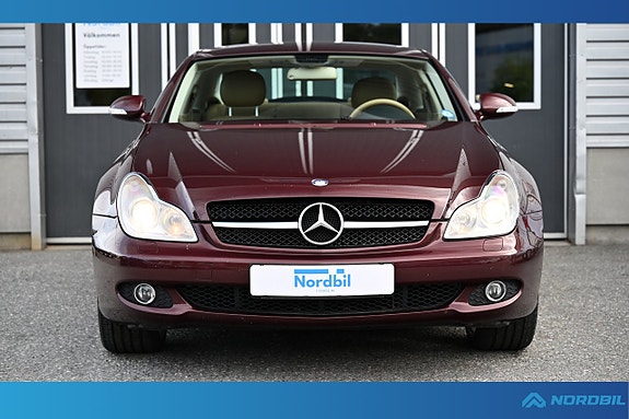 Mercedes-Benz CLS350 3 of 5