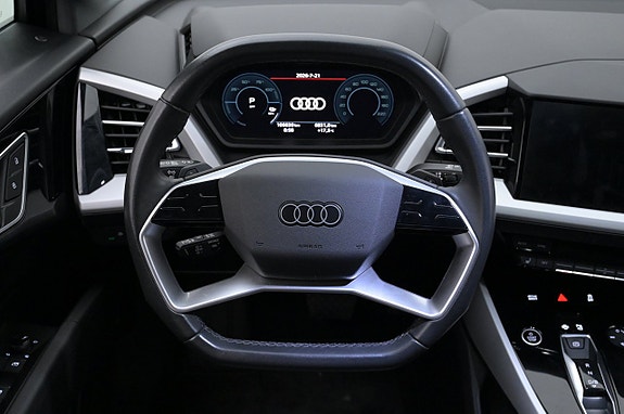 Audi Q4 e-tron 7 of 27