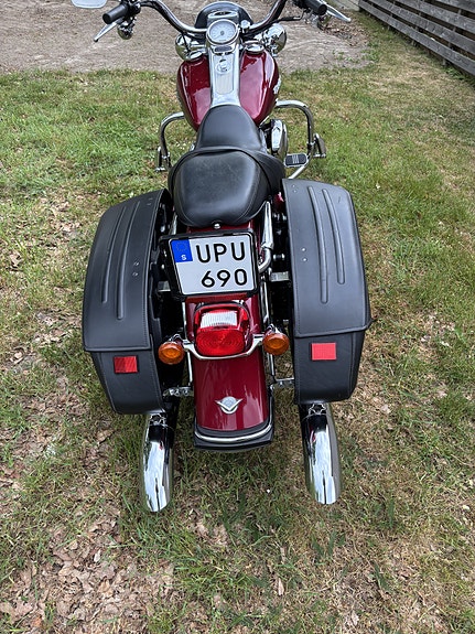 Harley-Davidson Road King Custom 4 of 5