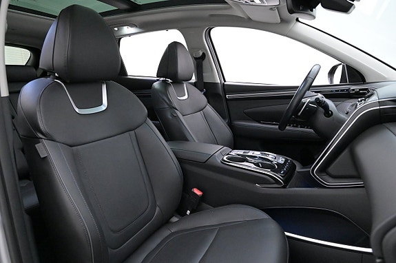 Hyundai Tucson 13 of 27
