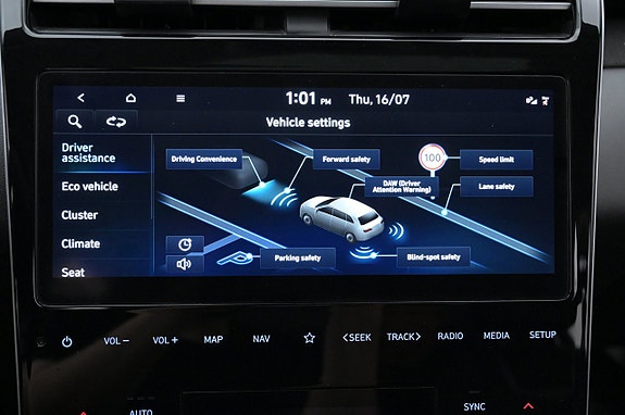 Hyundai Tucson 18 of 27