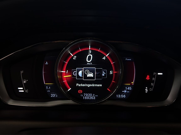 Volvo XC60 17 of 27