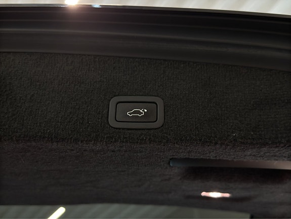 Volvo XC60 27 of 27
