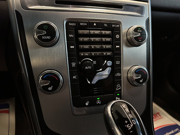 Volvo XC60 20 of 27
