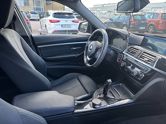BMW 320d 5 of 5