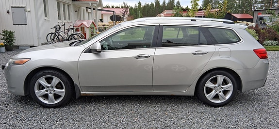 Honda Accord 5 of 5