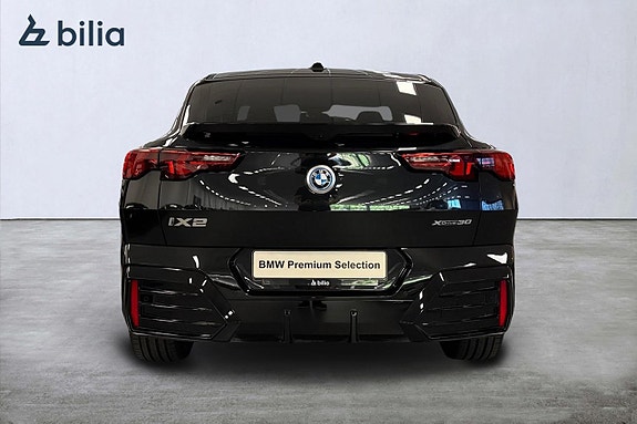 BMW iX2 4 of 18