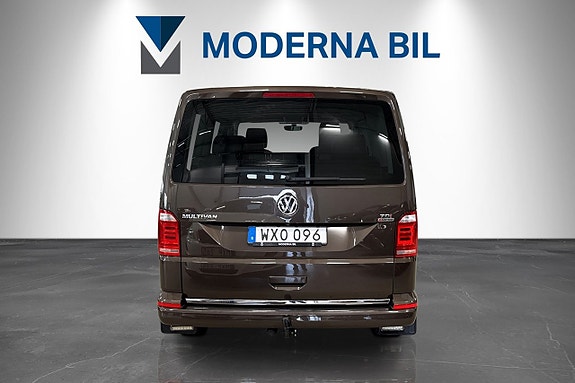 Volkswagen Multivan 5 of 5