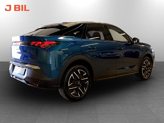 Peugeot 3008 3 of 5