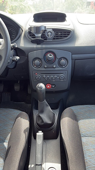 Renault Clio 6 of 7