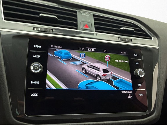 Volkswagen Tiguan 30 of 30