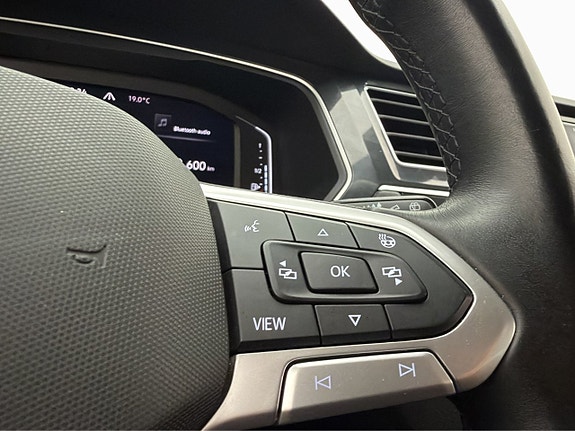 Volkswagen Tiguan 21 of 30