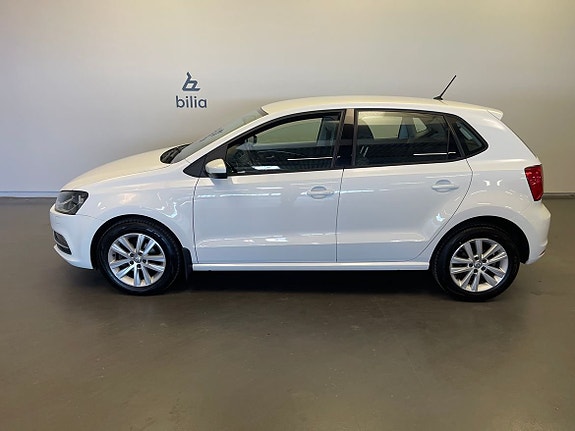 Volkswagen Polo 2 of 12