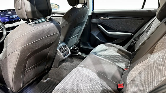 Skoda Superb 11 of 23