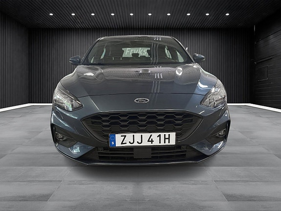 Ford Focus 8 of 16