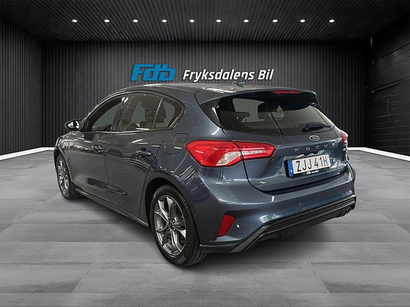 Ford Focus 3 of 5