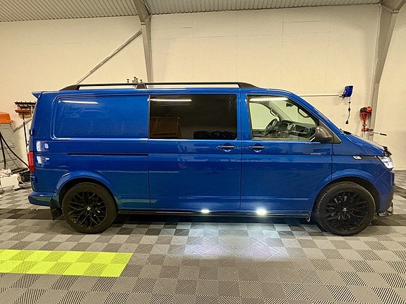 Volkswagen Transporter 2 of 5