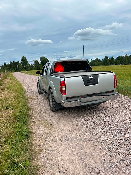 Nissan Navara 3 of 7