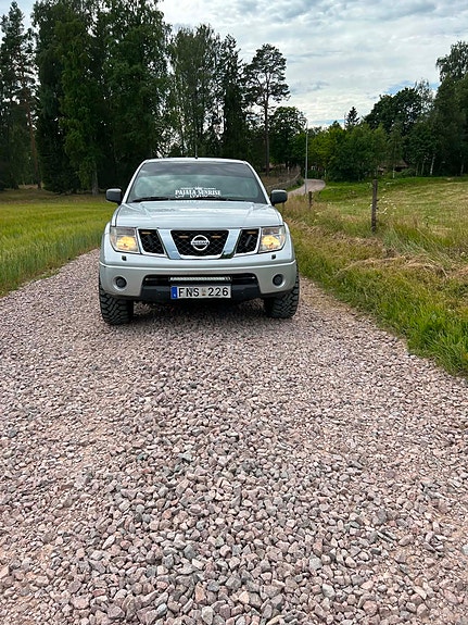 Nissan Navara 4 of 7