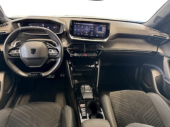 Peugeot 2008 7 of 18