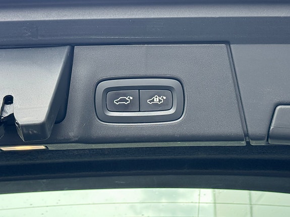 Volvo V90 Cross Country 20 of 24
