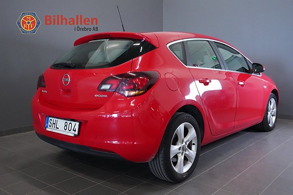 Opel Astra 2 of 5