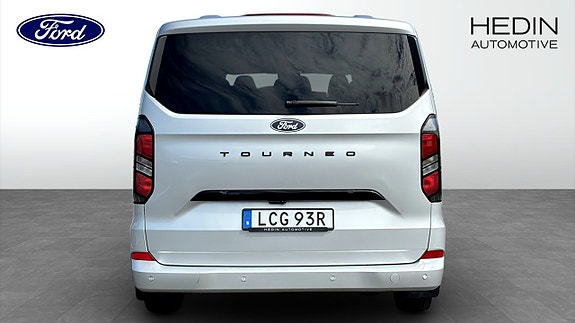 Ford Custom Tourneo 7 of 11