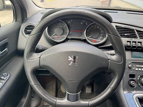 Peugeot 3008 8 of 9