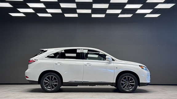 Lexus RX450h 4 of 5