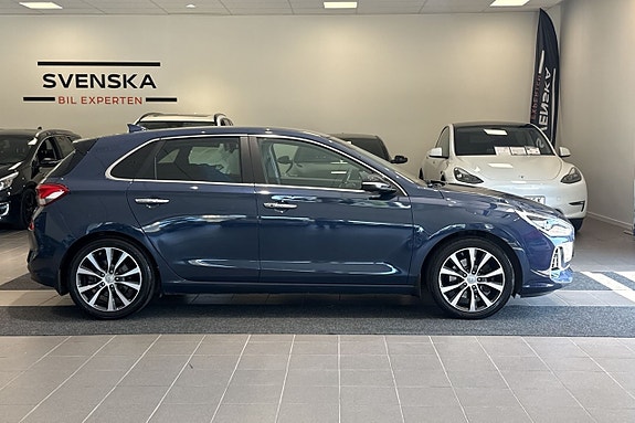 Hyundai i30 4 of 5