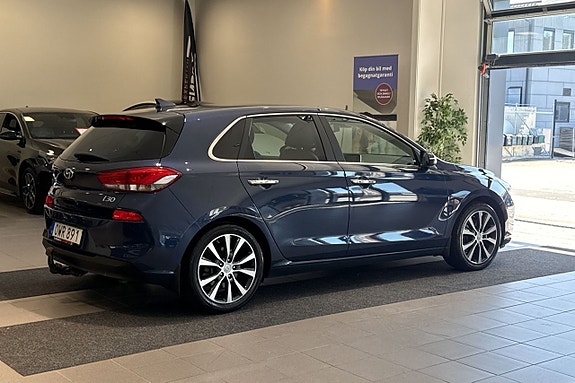 Hyundai i30 3 of 5