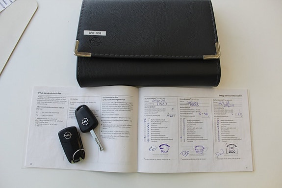Opel Astra 9 of 17
