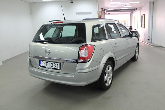 Opel Astra 6 of 17