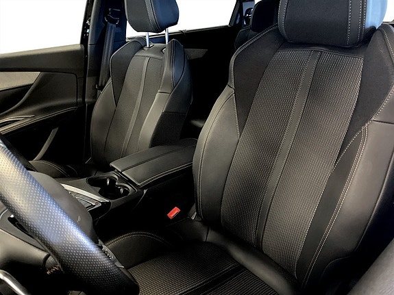 Peugeot 5008 5 of 19