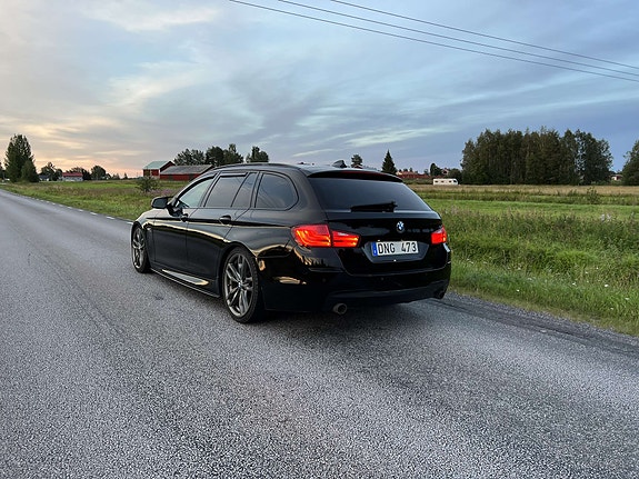 BMW 535d 2 of 5