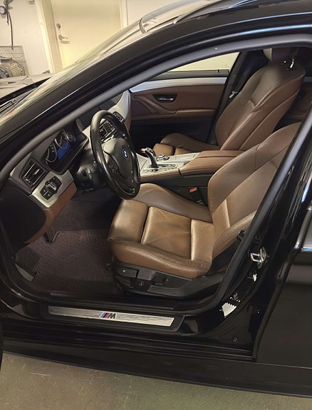 BMW 535d 4 of 5