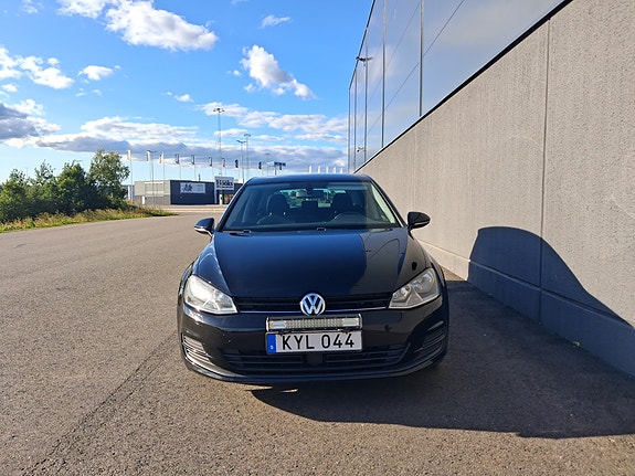 Volkswagen Golf VII 3 of 5