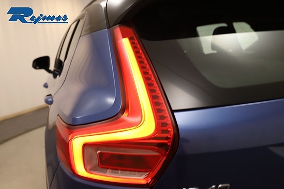 Volvo XC40 18 of 30