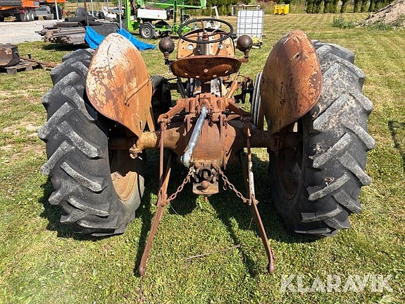 Veterantraktor Massey Ferguson Grålle 4 of 5
