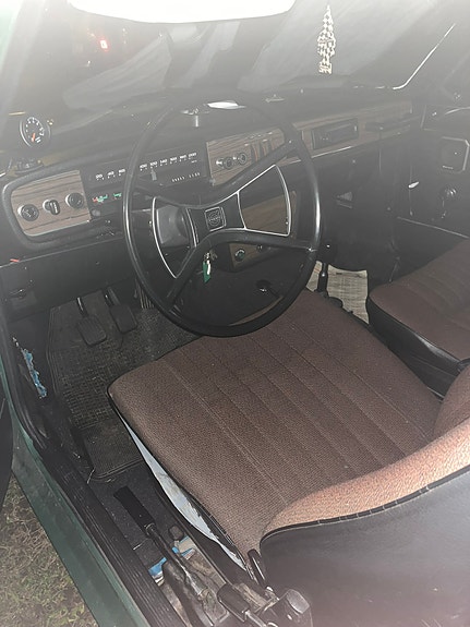 Volvo 142 3 of 5