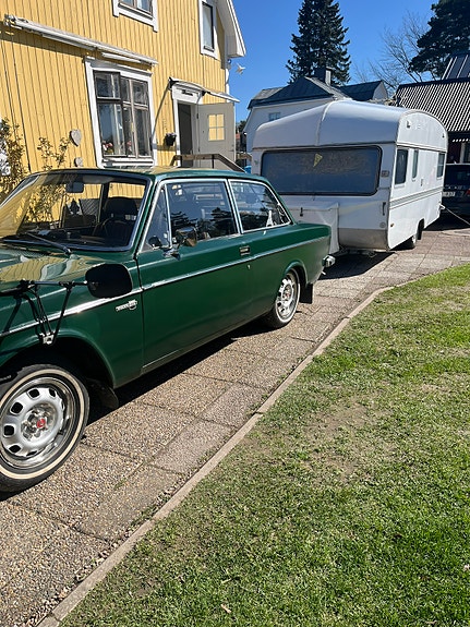 Volvo 142 2 of 5