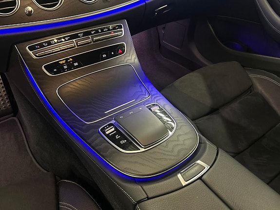 Mercedes-Benz E300 18 of 21