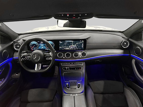 Mercedes-Benz E300 12 of 21