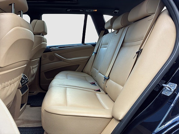BMW X5 12 of 24