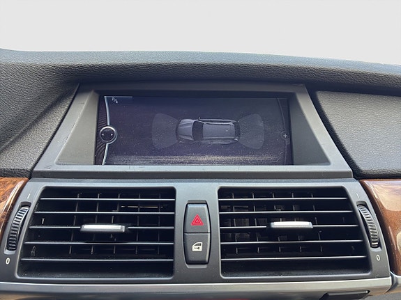 BMW X5 18 of 24
