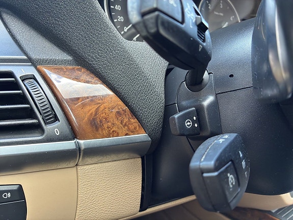 BMW X5 21 of 24